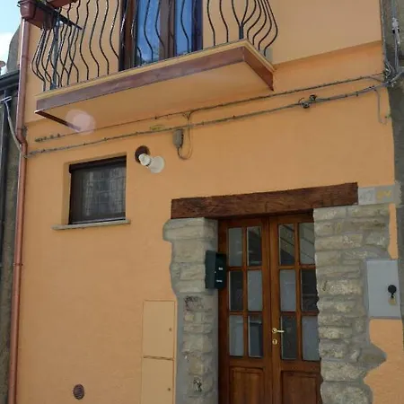 La Casa Sulla Roccia Bed & Breakfast 3*