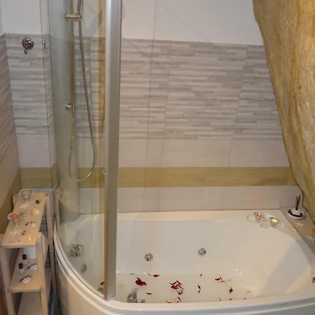 La Casa Sulla Roccia פייטרפרטוזה