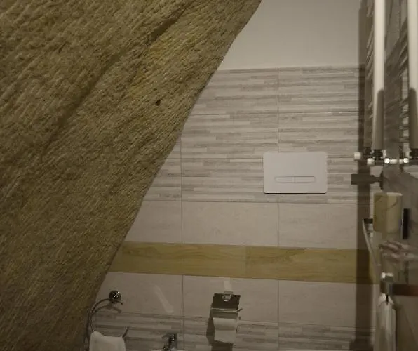 La Casa Sulla Roccia 住宿加早餐酒店 3*